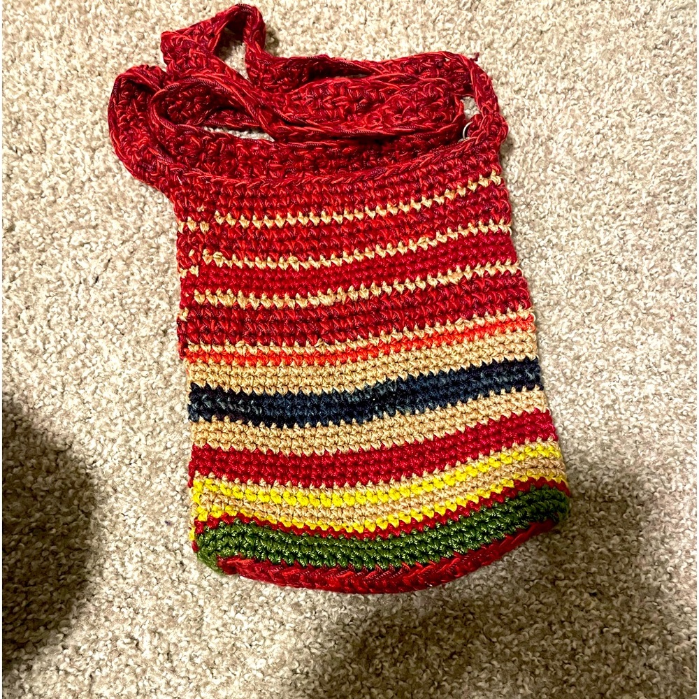 Happy Free Crochet Crossbody. Excellent Condition! Multicolor/Rainbow Top Zip